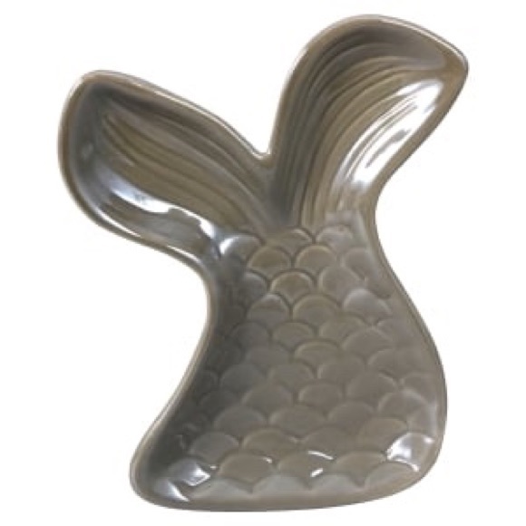 Pearlized Ceramic Mermaid Tail Decor Dish NWT Gray - Picture 5 of 5